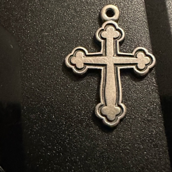 James Avery Cross Pendant - Picture 1 of 2